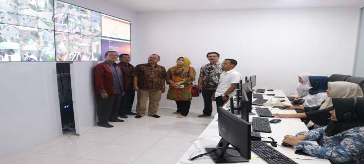Command Center Pemerintah Kabupaten Purwakarta membuat ketertarikan kunjungan dari Kota Payakumbuh 
